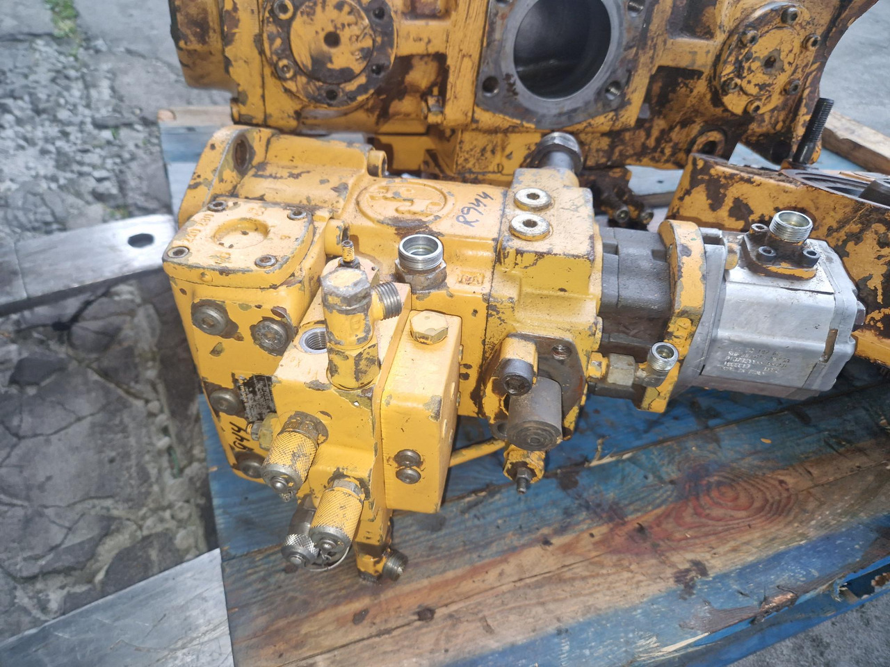 BRUENINGHAUS HYDROMATIC A4VG - Хидравлична помпа за Строителна техника: снимка 3 BRUENINGHAUS HYDROMATIC A4VG - Хидравлична помпа за Строителна техника: снимка 3