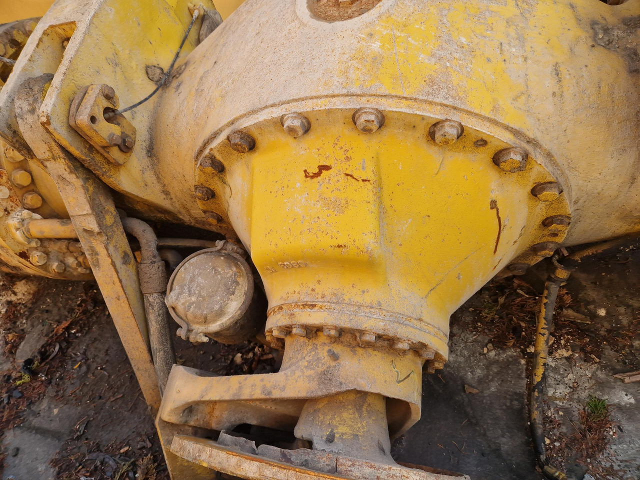 EJE TRASERO KOMATSU KWA055HD-4 - Ос и части за Строителна техника: снимка 3 EJE TRASERO KOMATSU KWA055HD-4 - Ос и части за Строителна техника: снимка 3