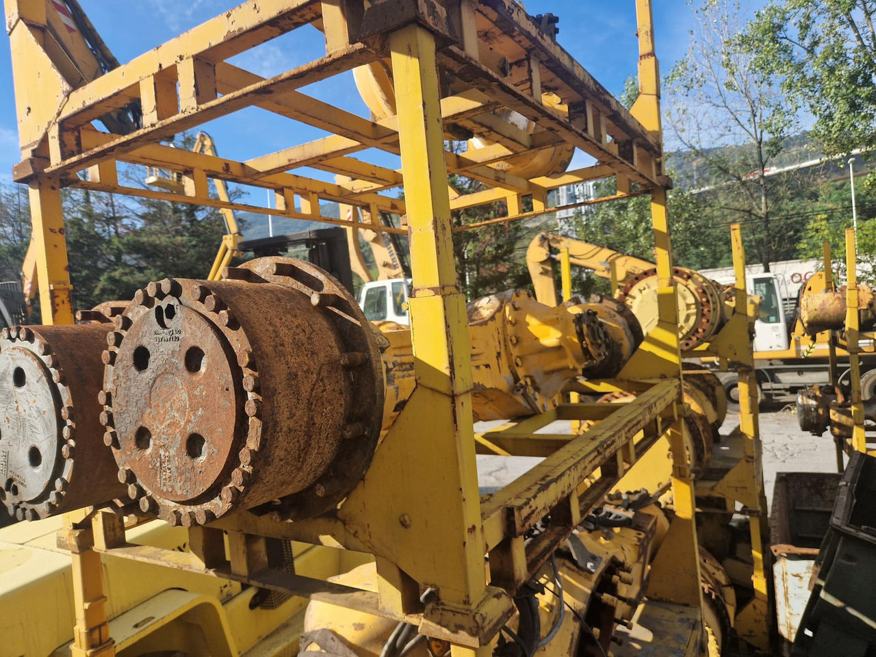 EJE ZF AP9 - Ос и части за Строителна техника: снимка 2 EJE ZF AP9 - Ос и части за Строителна техника: снимка 2