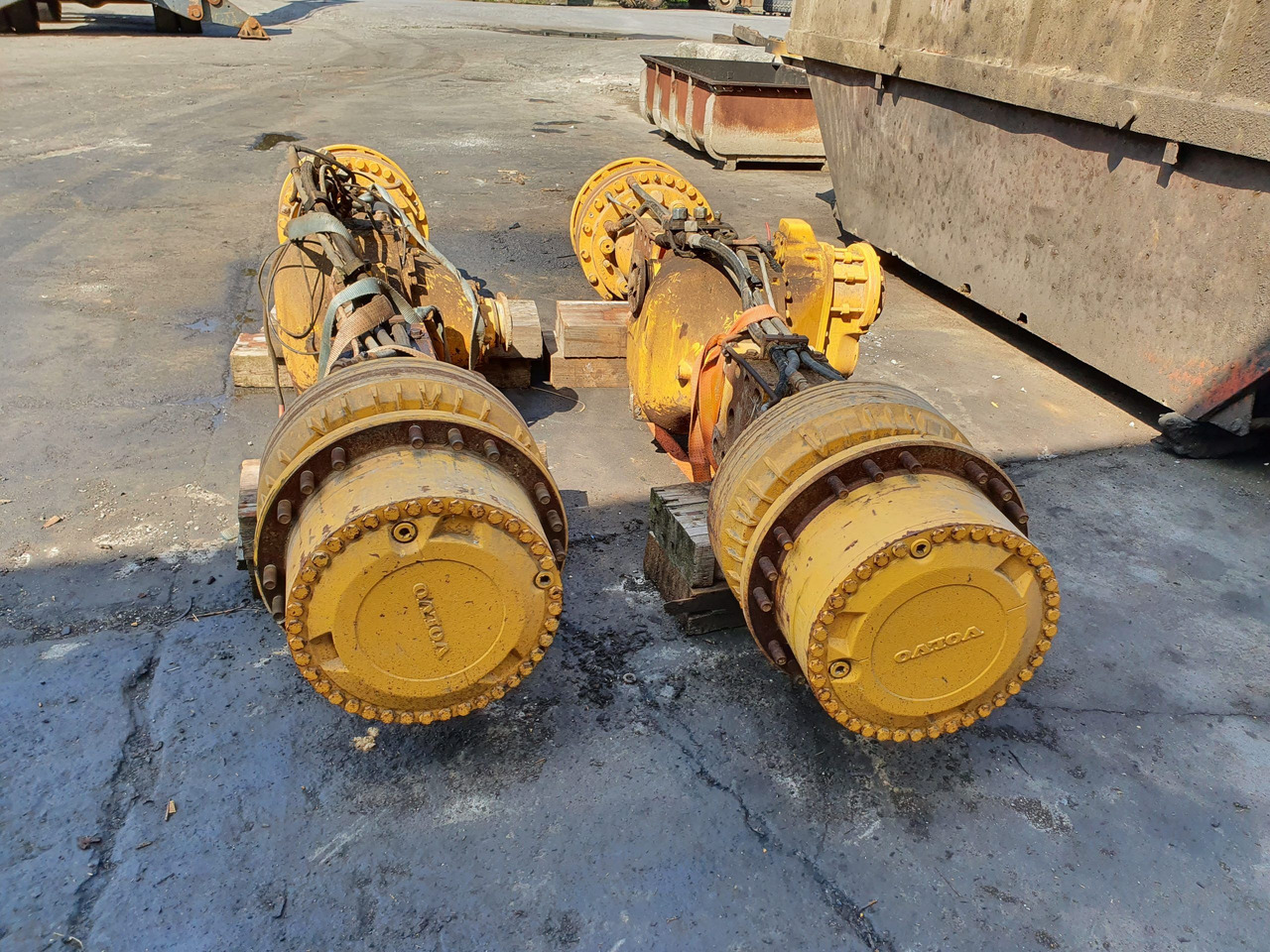 EJES VOLVO A40D - Ос и части за Строителна техника: снимка 1 EJES VOLVO A40D - Ос и части за Строителна техника: снимка 1