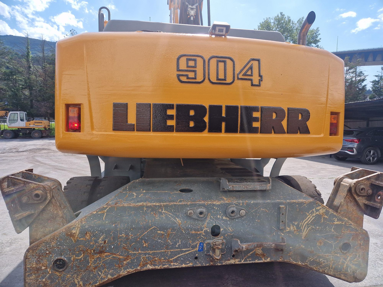 LIEBHERR A904C (2010) - Багер за манипулиране на материали: снимка 2 LIEBHERR A904C (2010) - Багер за манипулиране на материали: снимка 2