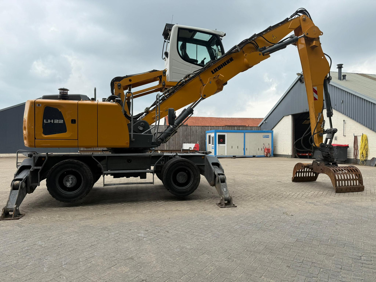 LIEBHERR LH22M - Багер за манипулиране на материали: снимка 3 LIEBHERR LH22M - Багер за манипулиране на материали: снимка 3