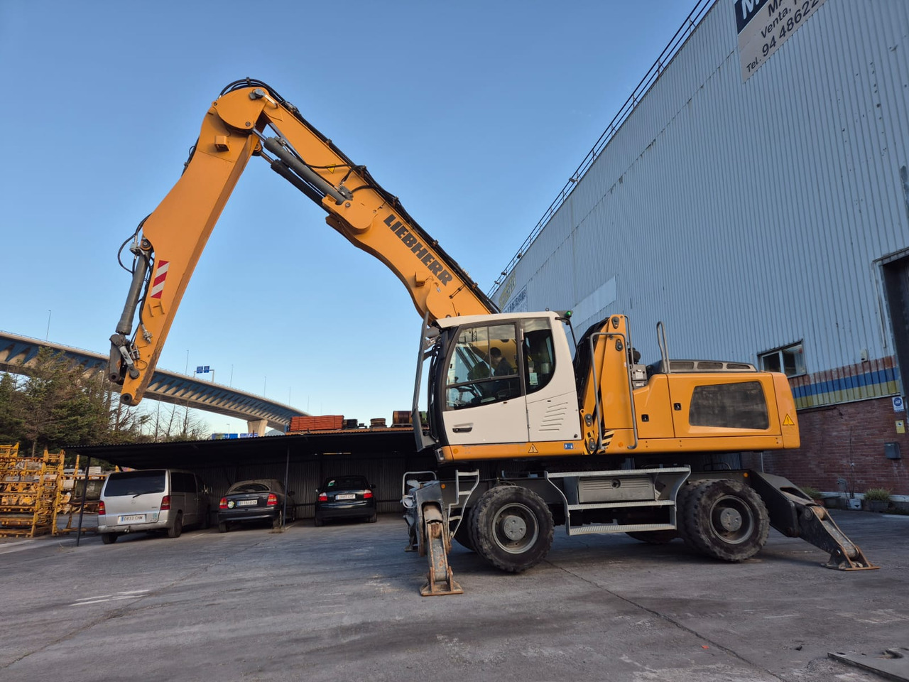 LIEBHERR LH30M - Багер за манипулиране на материали: снимка 5 LIEBHERR LH30M - Багер за манипулиране на материали: снимка 5