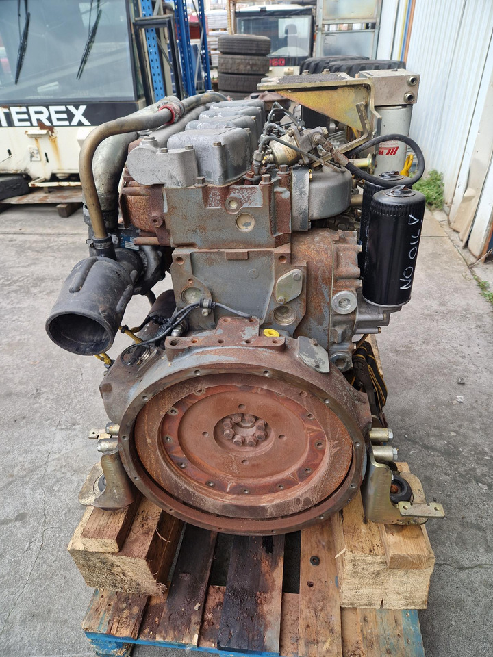 MOTOR LIEBHERR D924 TIE A2 - Двигател за Строителна техника: снимка 3 MOTOR LIEBHERR D924 TIE A2 - Двигател за Строителна техника: снимка 3