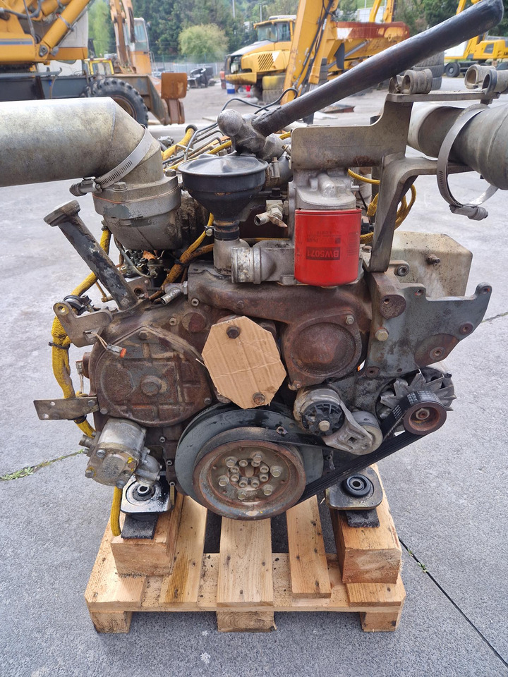 MOTOR LIEBHERR D924TIE 145 KW - Двигател за Строителна техника: снимка 2 MOTOR LIEBHERR D924TIE 145 KW - Двигател за Строителна техника: снимка 2