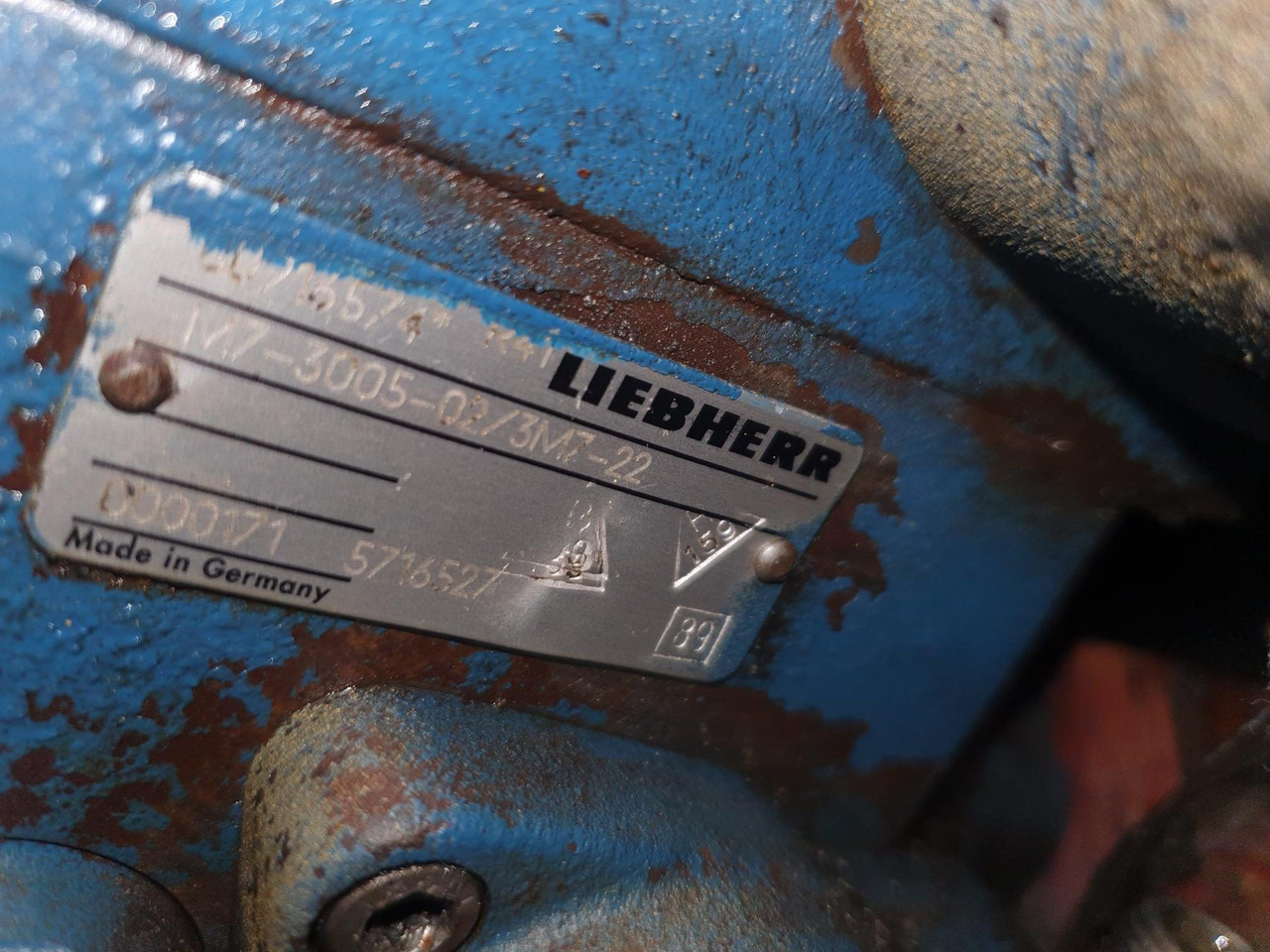 Distribuidor para Liebherr L564. M7305-02/3M7-22 - Резервни части за Колесен товарач: снимка 2 Distribuidor para Liebherr L564. M7305-02/3M7-22 - Резервни части за Колесен товарач: снимка 2