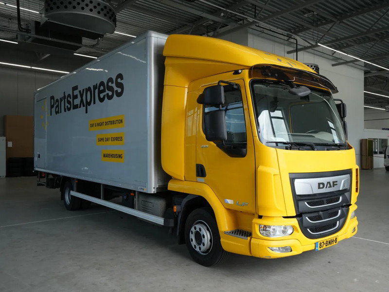 DAF LF 210 FA, 12t, Gesloten Bak, Laadklep 1,5t, Zijdeur, New Apk - Камион фургон: снимка 3 DAF LF 210 FA, 12t, Gesloten Bak, Laadklep 1,5t, Zijdeur, New Apk - Камион фургон: снимка 3