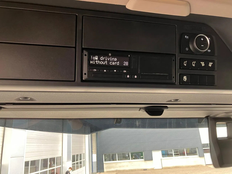 Лизинг на DAF XF 480 FAX CHASSIS SLEEPER HIGH CAB PTO ADR, KLASSEN AT+FL+EX2/3*, - NEW DAF XF 480 FAX CHASSIS SLEEPER HIGH CAB PTO ADR, KLASSEN AT+FL+EX2/3*, - NEW: снимка 14