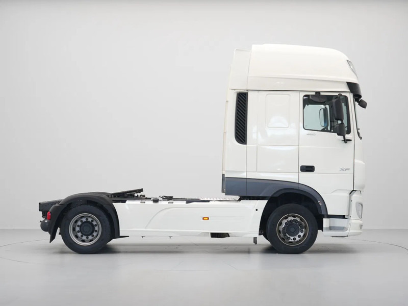 DAF XF 480 FT Super Space Cab, 2x Tanks, PTO Prep - Влекач: снимка 5 DAF XF 480 FT Super Space Cab, 2x Tanks, PTO Prep - Влекач: снимка 5