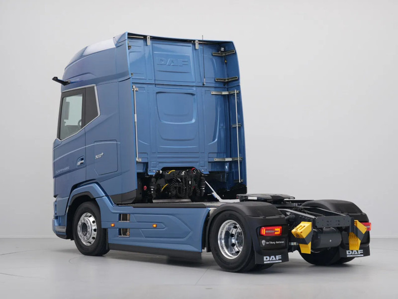 DAF XG+ 480 FT SAPPHIRE LIMITED EDITION - COMING SOON! - Влекач: снимка 3 DAF XG+ 480 FT SAPPHIRE LIMITED EDITION - COMING SOON! - Влекач: снимка 3