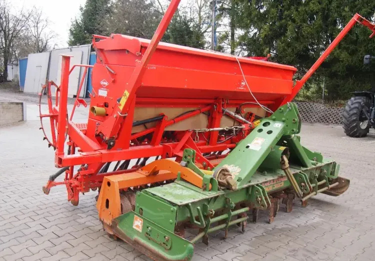 Agregat uprawowo-siewny Kuhn KE303 i INTEGRA 3000 2009 Agrebat uprawowo siewny, brona aktywna AMAZONE i KUHN - Комбинирана сеялка: снимка 1 Agregat uprawowo-siewny Kuhn KE303 i INTEGRA 3000 2009 Agrebat uprawowo siewny, brona aktywna AMAZONE i KUHN - Комбинирана сеялка: снимка 1