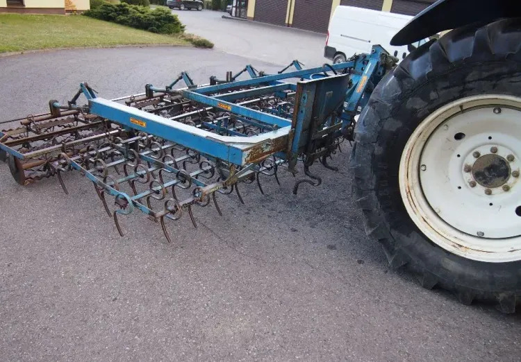 Agregat uprawowy Rabe Werk szerokość robocza 4,7m - Машина за обработка на почвата: снимка 3 Agregat uprawowy Rabe Werk szerokość robocza 4,7m - Машина за обработка на почвата: снимка 3