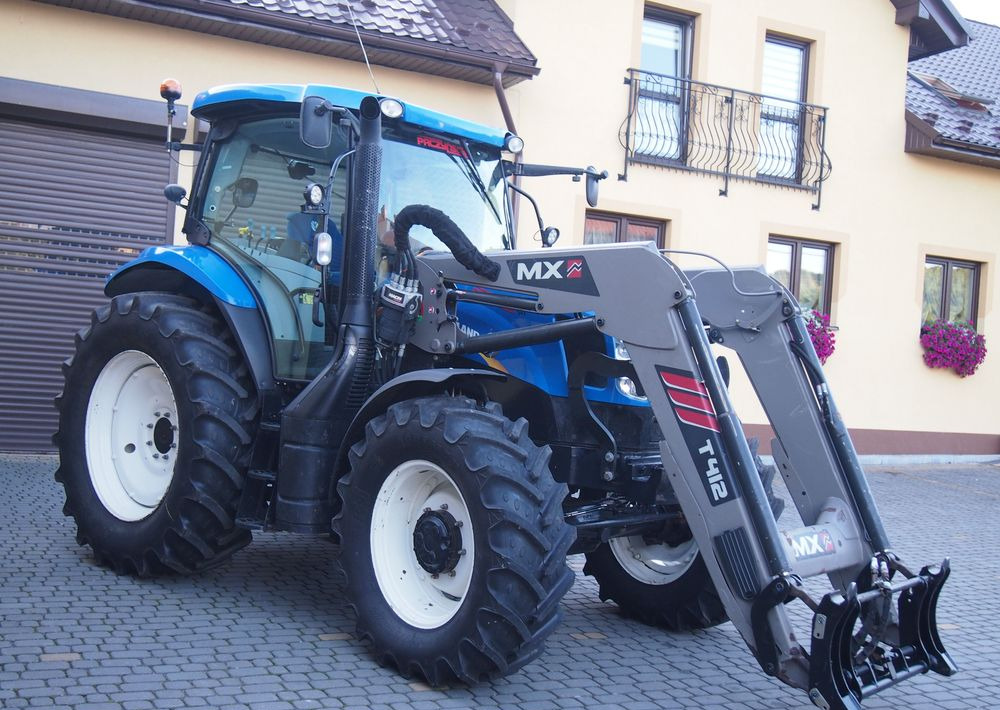 Ciągnik New Holland NH T6.140 2016 New Holland z Ładowaczem czołowym TUR - Трактор: снимка 1 Ciągnik New Holland NH T6.140 2016 New Holland z Ładowaczem czołowym TUR - Трактор: снимка 1