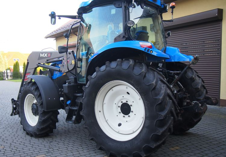 Ciągnik New Holland NH T6.140 2016 New Holland z Ładowaczem czołowym TUR - Трактор: снимка 3 Ciągnik New Holland NH T6.140 2016 New Holland z Ładowaczem czołowym TUR - Трактор: снимка 3