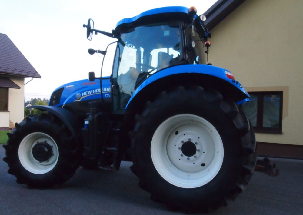 Трактор Ciągnik New Holland T7.185 2013 New Holland Autocommand i TUZ: снимка 6