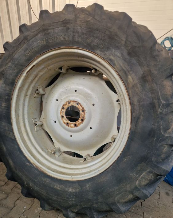 Części do Ciągnika Massey Ferguson MF 3000, 6000 Koła tylne 18,4R38 do ciągnika MF - Комплект колела за Селскостопанска техника: снимка 4 Części do Ciągnika Massey Ferguson MF 3000, 6000 Koła tylne 18,4R38 do ciągnika MF - Комплект колела за Селскостопанска техника: снимка 4