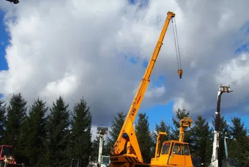 Dźwig Demag V72 1991 Dźwig żuraw Demag V72 12T 13m - Автокран: снимка 5 Dźwig Demag V72 1991 Dźwig żuraw Demag V72 12T 13m - Автокран: снимка 5