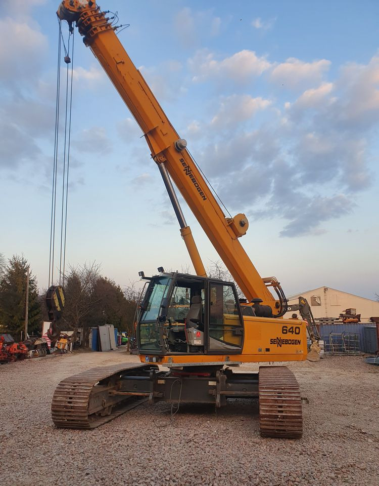 Dźwigi, żurawie, podnośniki Sennebogen 640RH Dźwig 40t 30m - Верижен кран: снимка 1 Dźwigi, żurawie, podnośniki Sennebogen 640RH Dźwig 40t 30m - Верижен кран: снимка 1