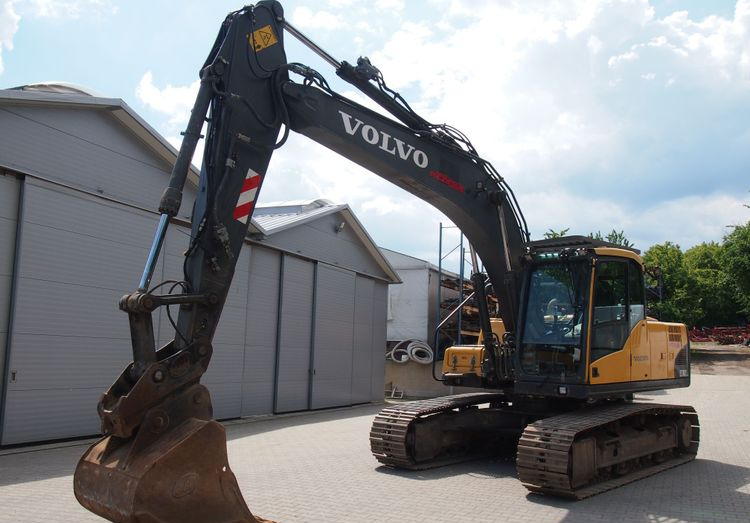 Koparka gąsienicowa Volvo EC180CL 2008 KOPARKA VOLVO - Верижен багер: снимка 1 Koparka gąsienicowa Volvo EC180CL 2008 KOPARKA VOLVO - Верижен багер: снимка 1