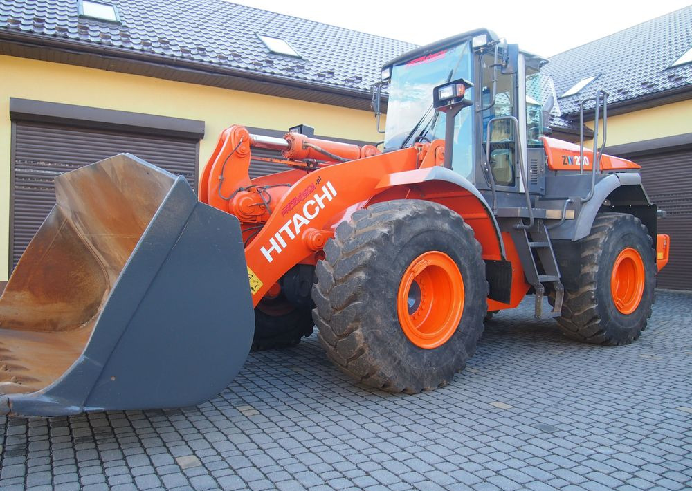 Колесен товарач Ładowarka Hitachi ZW250 2010 Ładowarka Hitachi Waga, Centralne smarowanie: снимка 13