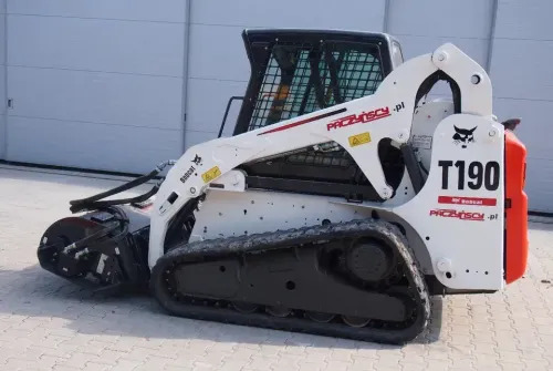 Miniładowarka Bobcat T190 2012 - Мини челен товарач: снимка 1 Miniładowarka Bobcat T190 2012 - Мини челен товарач: снимка 1