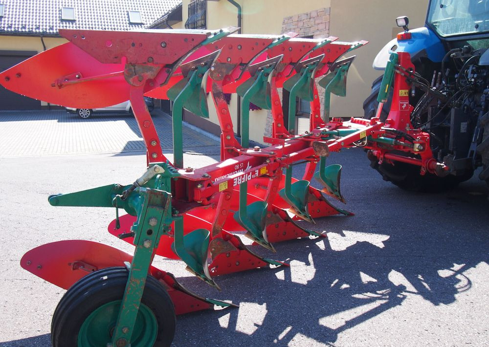 Pług obrotowy Kverneland LS80 2015 VARIO - Плуг: снимка 2 Pług obrotowy Kverneland LS80 2015 VARIO - Плуг: снимка 2