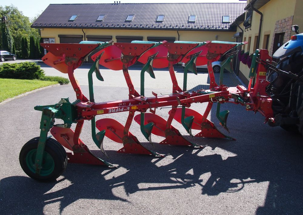 Pług obrotowy Kverneland LS80 2015 VARIO - Плуг: снимка 4 Pług obrotowy Kverneland LS80 2015 VARIO - Плуг: снимка 4