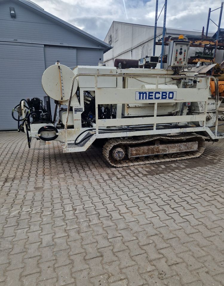 Pompa do betonu Mecbo CAR TCACK P6.80 APV/DI 90bar 2007 Pompa do betonu MECBO P6.80 na gąsienicach - Стационарна бетон помпа: снимка 2 Pompa do betonu Mecbo CAR TCACK P6.80 APV/DI 90bar 2007 Pompa do betonu MECBO P6.80 na gąsienicach - Стационарна бетон помпа: снимка 2
