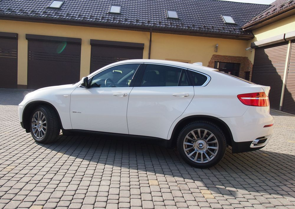 Samochód BMW X6 e71 xdrive40d Individual 2012 Samochód BMW X6 Individual - Джип: снимка 4 Samochód BMW X6 e71 xdrive40d Individual 2012 Samochód BMW X6 Individual - Джип: снимка 4