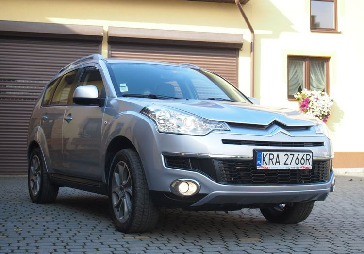 Samochód Citroen C-Crosser 2.2 HDI 2010 Samochód osobowy SUW 4x4 - Лек автомобил: снимка 5 Samochód Citroen C-Crosser 2.2 HDI 2010 Samochód osobowy SUW 4x4 - Лек автомобил: снимка 5