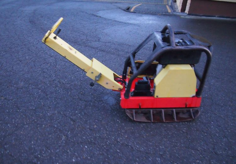 Ubijarka Dynapac Dynapac lg500 2010 Zagęszczarka Dynapac LG500 - Виброплоча: снимка 3 Ubijarka Dynapac Dynapac lg500 2010 Zagęszczarka Dynapac LG500 - Виброплоча: снимка 3