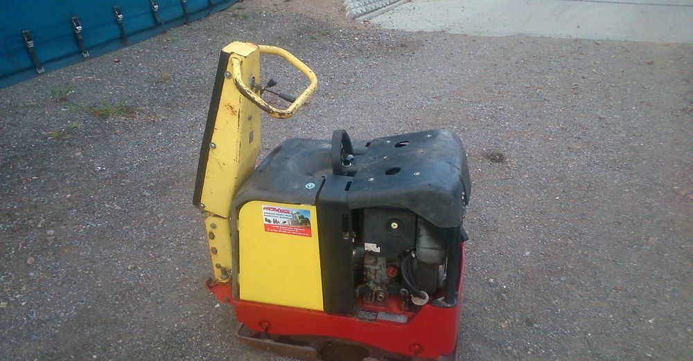 Ubijarka Dynapac LH 300 2006 - Виброплоча: снимка 2 Ubijarka Dynapac LH 300 2006 - Виброплоча: снимка 2