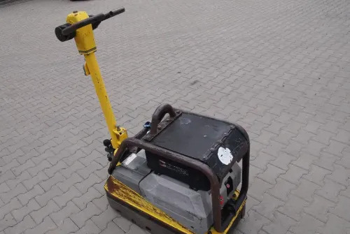 Ubijarka Wacker 4045 2011 - Виброплоча: снимка 1 Ubijarka Wacker 4045 2011 - Виброплоча: снимка 1