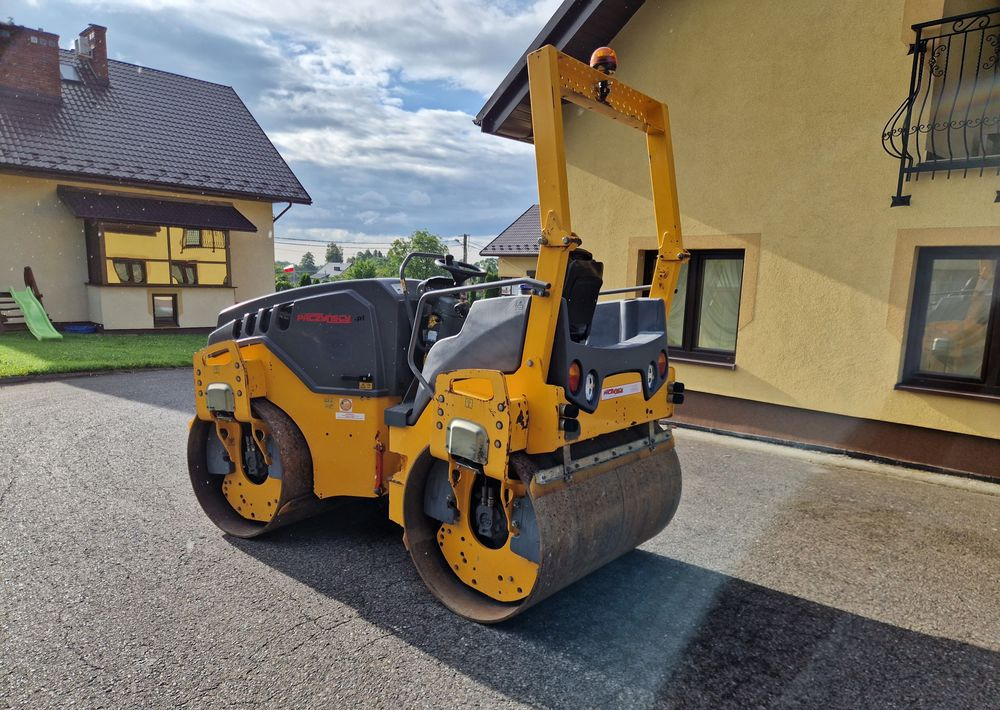 Walec Hamm HD14VV 2014 Walec HAMM HD 14VV silnik KUBOTA - Валяк: снимка 4 Walec Hamm HD14VV 2014 Walec HAMM HD 14VV silnik KUBOTA - Валяк: снимка 4