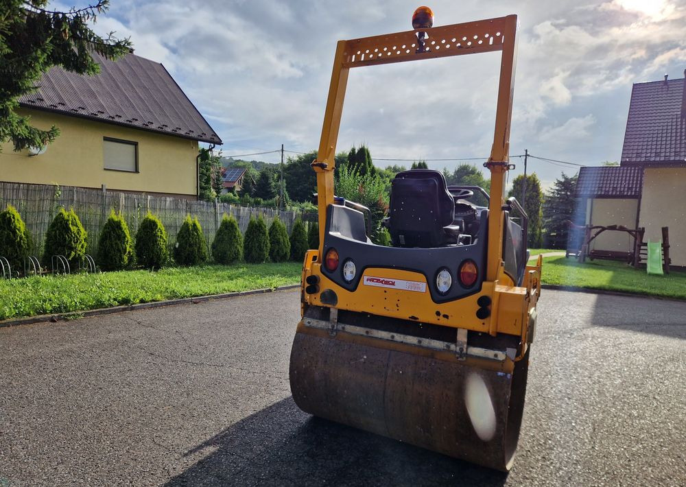 Walec Hamm HD14VV 2014 Walec HAMM HD 14VV silnik KUBOTA - Валяк: снимка 5 Walec Hamm HD14VV 2014 Walec HAMM HD 14VV silnik KUBOTA - Валяк: снимка 5