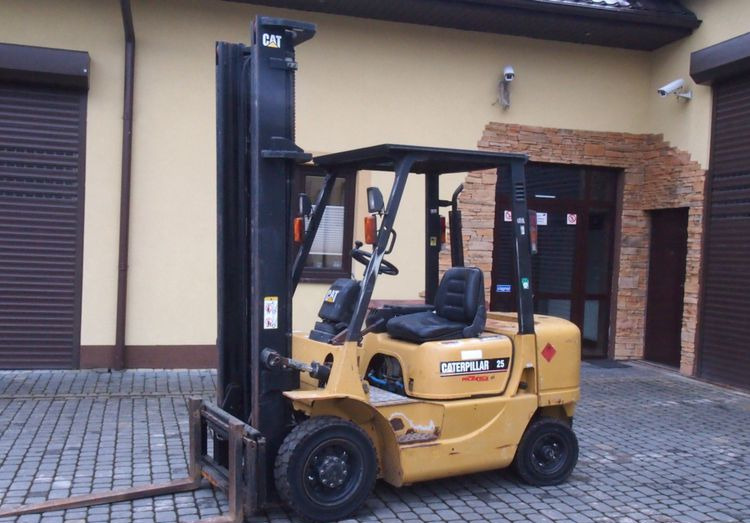 Дизелов мотокар Wózek widłowy Catepillar DP25K 2002 DUPLEX: снимка 10