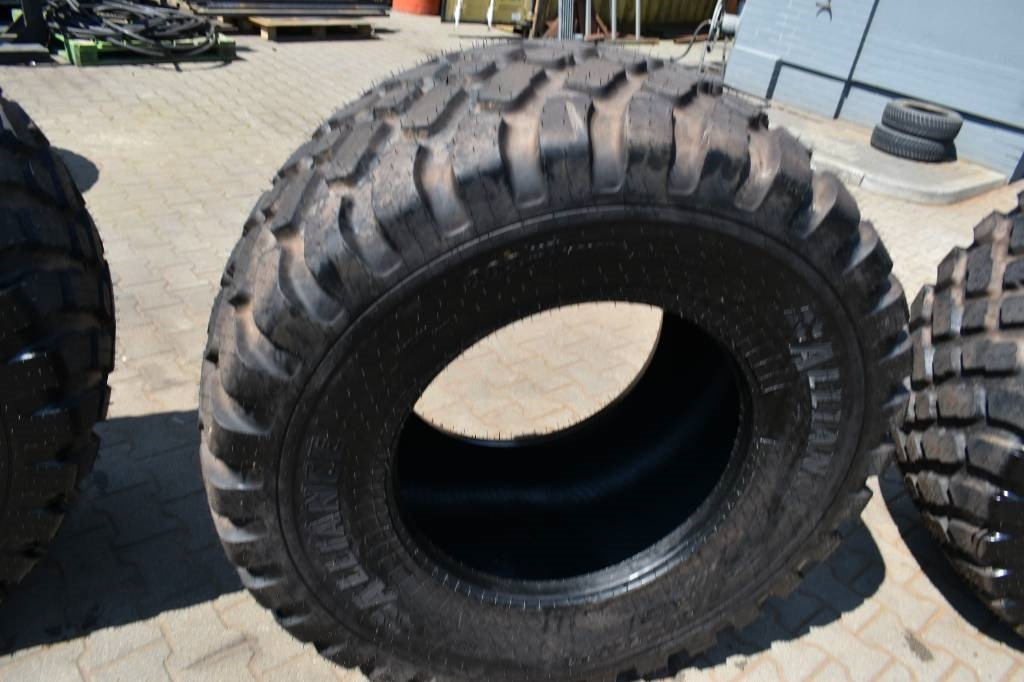 Alliance 600/55R26.5 / 882/ 165D /Steel Belted TL - Гума за Селскостопанска техника: снимка 3 Alliance 600/55R26.5 / 882/ 165D /Steel Belted TL - Гума за Селскостопанска техника: снимка 3