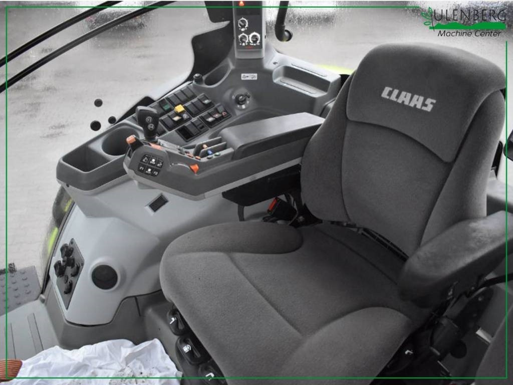 Трактор Claas AXION 850: снимка 8