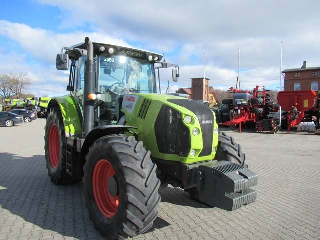 Трактор Claas Arion 620: снимка 3
