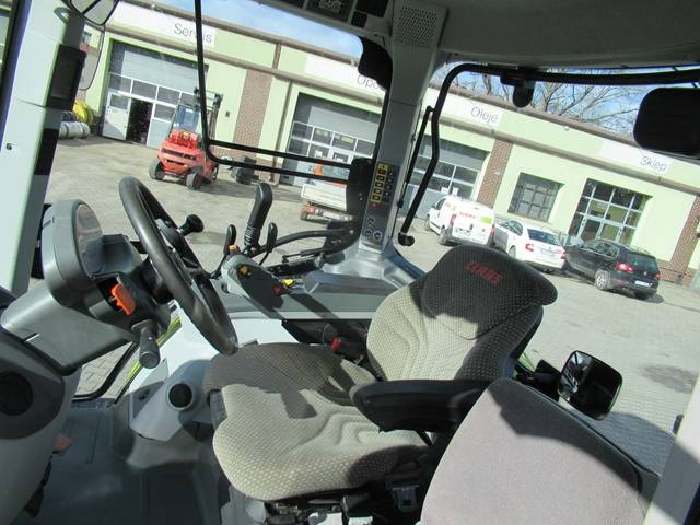 Трактор Claas Arion 620: снимка 20