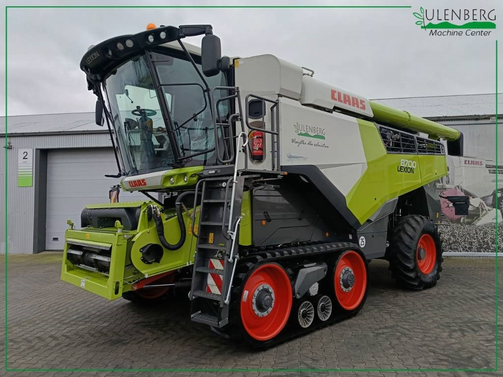Claas Lexion 8700 TT - Зърнокомбайн: снимка 1 Claas Lexion 8700 TT - Зърнокомбайн: снимка 1
