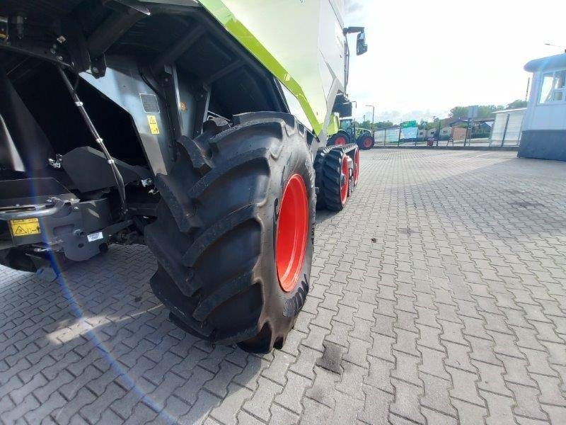 Зърнокомбайн Claas Lexion 8800 TT: снимка 13