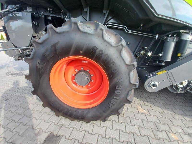 Зърнокомбайн Claas Lexion 8800 TT: снимка 21