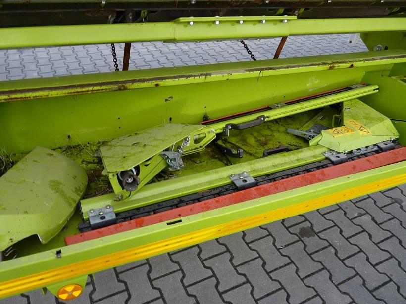 Зърнокомбайн Claas Lexion 8800 TT: снимка 14