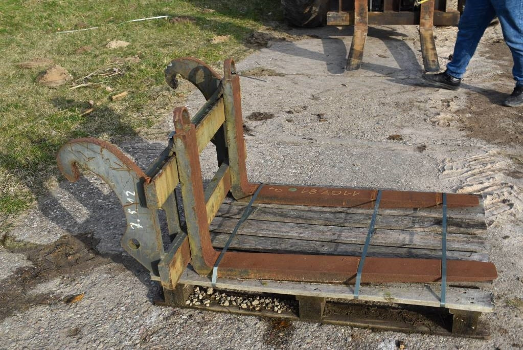 Вилици за Строителна техника Widły Do Ładowarki Volvo ,cat, case, kramer: снимка 8