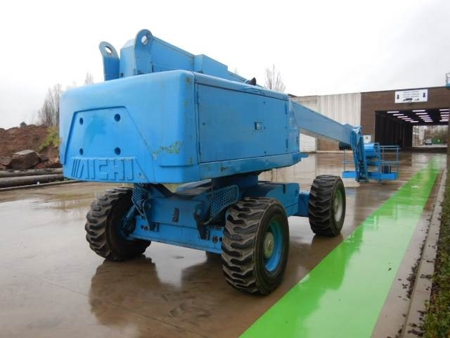Aichi SP21AJ - Телескопична платформа: снимка 4 Aichi SP21AJ - Телескопична платформа: снимка 4