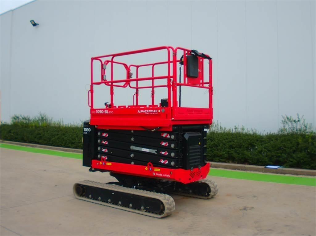 Almaccrawler BIBI1090-BL EVO - Ножична работна платформа: снимка 3 Almaccrawler BIBI1090-BL EVO - Ножична работна платформа: снимка 3