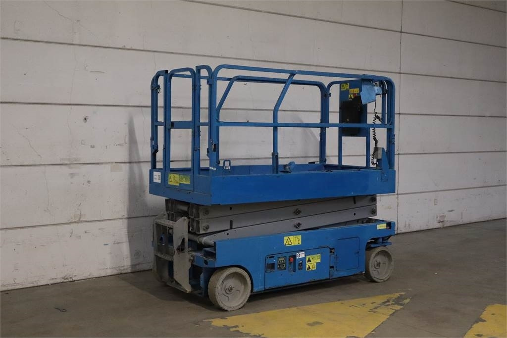 Genie GS2046 - Ножична работна платформа: снимка 3 Genie GS2046 - Ножична работна платформа: снимка 3