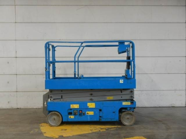 Genie GS2046 - Ножична работна платформа: снимка 1 Genie GS2046 - Ножична работна платформа: снимка 1