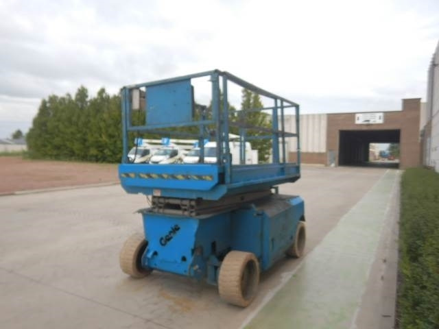 Genie GS3268DC - Ножична работна платформа: снимка 4 Genie GS3268DC - Ножична работна платформа: снимка 4